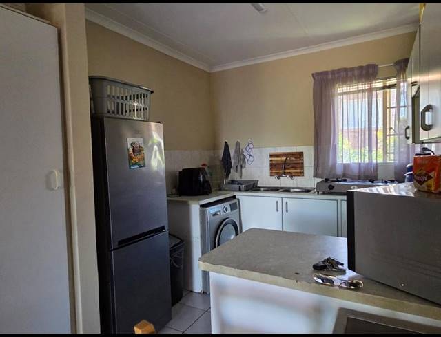 2 BEDROOM PROPERTY TO RENT IN FAERIE GLEN